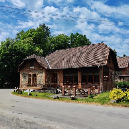 Penzion Pacovka Hotel Chynov Exterior photo